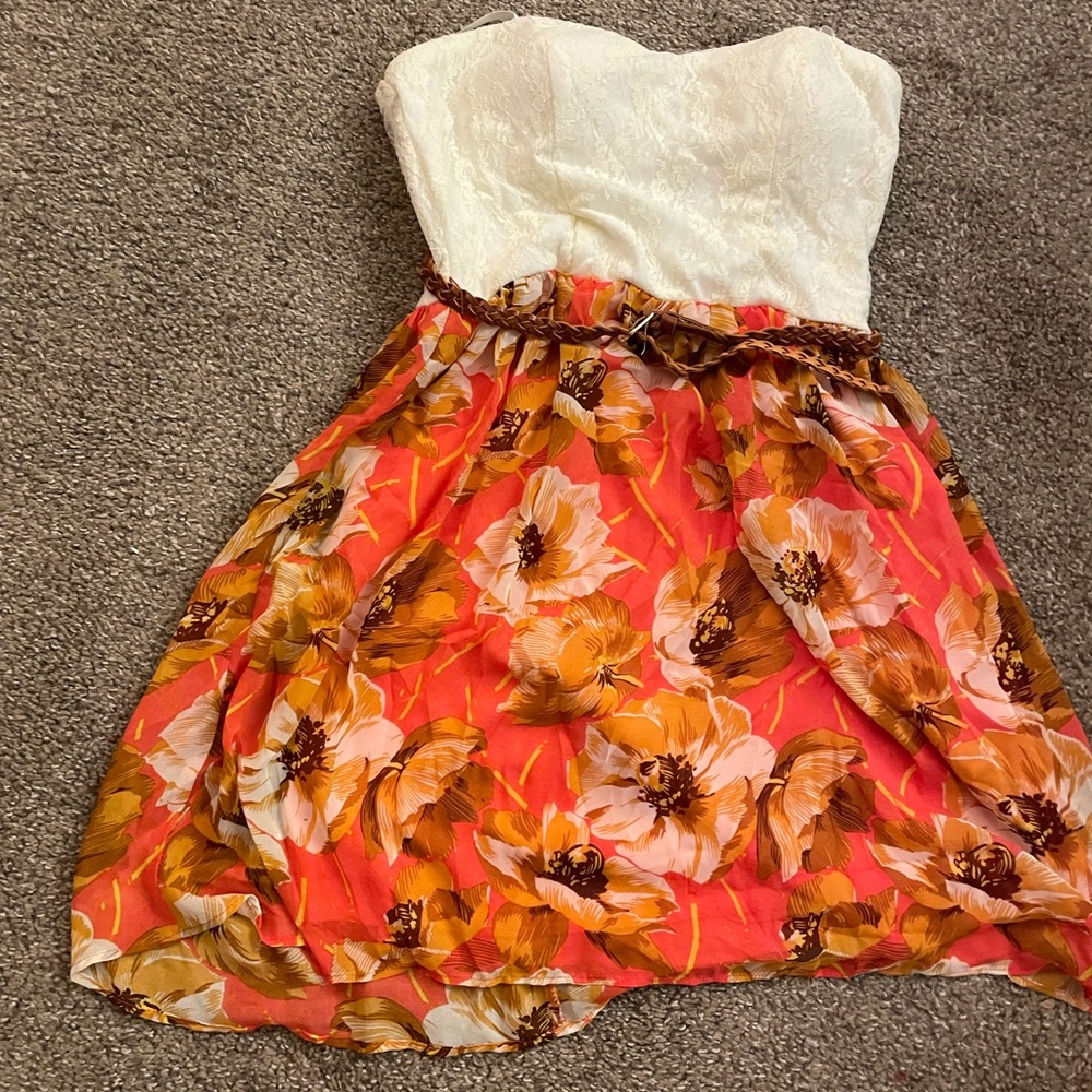 Strapless dress